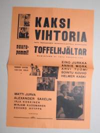 Kaksi Vihtoria - Toffelhjältar, Tatu Pekkarinen, Eino Jurkka, Annie Mörk, Arvi Tuomi, Sointu Kouvo, Matti Jurva, ym. 1940 -elokuvajuliste / movie poster