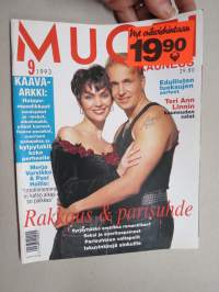 Muoti ja kauneus 1993 nr 9 -muotilehti -mukana kaava-arkki / fashion magazine