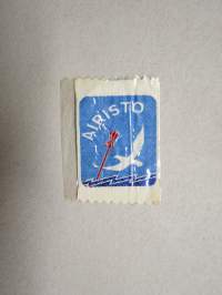 Airisto -matkailumerkki / kangasmerkki 1950-luvulta, alkuperäisessä sellofaanikääreessä, käyttämätön
