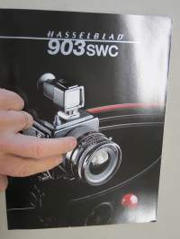 Hasselblad kamerasystem 903 SWC camera -brochure in english / kameraesite