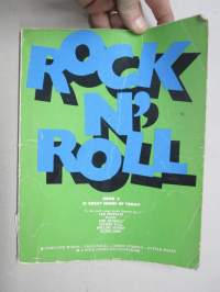 Rock n´ Roll Book 4 - 23 Great songs of today (Led Zeppelin,  FAces, Jimi Hendrix, Jethro Tull, Rolling Stones, Elton John...) complete words, piano/vocal chords...
