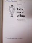 Kolme miestä pallossa