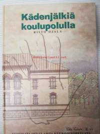 Kädenjälkiä koulupolulla - Vuosisata Oululaista kuurojenopetusta