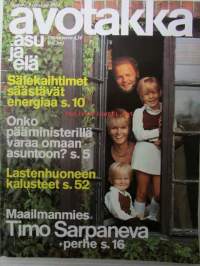 Avotakka 1974 nr 9 Timo Sarpaneva -  tiilitornissa asuu onnellinen perhe, Testissä termoskannussa, Närpiön kirkkotallit