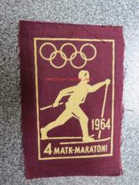 Eesti Olympia 1964 4 matk-maratoni -kangasmerkki