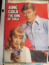 King Cola - The King of Cola / Wrangler Arto ja Taiska - Help -nuorisolehden mukana tullut keskiaukeamajuliste