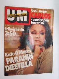 UM Uusi Maailma 1977 nr 22, ilmestynyt 9.11.1977, sis. mm. seur. artikkelit / kuvat / mainokset; Kansikuva Kate O´Mara, Aateluus ei velvoita mihinkään - ainakaan