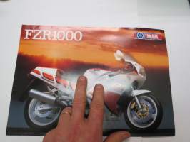 Yamaha FZR1000 -myyntiesite / brochure