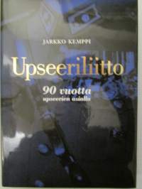 Upseeriliitto - 90 vuotta upseerien asialla