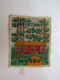 Kuortaneen museo -kangasmerkki / matkailumerkki / hihamerkki -cloth badge