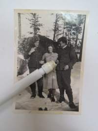Lottakynkkä 1943 -valokuva / photograph