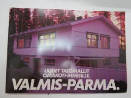 Valmis-Parma (Puolimatka) Talokäsikirja - Suorakaidetalot - L-tyyppitalot - 2-kerroksiset rinnetalot - 1 1/2-kerroksiset talot -kuvasto / house catalog