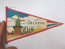 Delfzilj -matkamuistoviiri / souvenier pennant