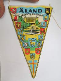 Åland - Mariehamn -matkamuistoviiri / souvenier pennant