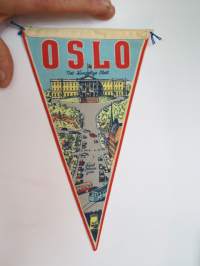 Oslo -matkamuistoviiri / souvenier pennant