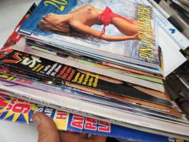 Erä aikuisviihdetarvikkeiden, videoiden, asusteiden yms. luetteloita - mainosjulkaisuja noin 20 kpl -adult grapfics ads / catalogs etc.