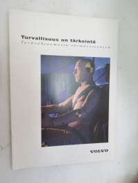 Volvo - turvallisuus on tärkeintä - kuorma-auto -myyntiesite / brochure