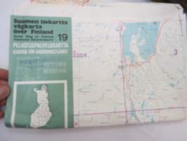 Suomen tiekartta 19 Vägkarta över Finland, Road map of Finland, Finnische Strassenkarte - Pelastuspalvelukartta - Kartan för räddningstjänst - Leimattu;