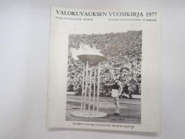 Valokuvauksen vuosikirja 1977 - Finsk fotografisk årsbok - Finnish photographic yearbook