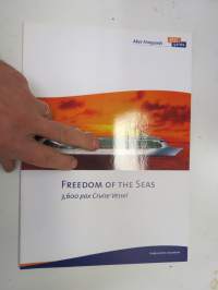 Freedom of the Seas - Aker Finnyards - telakka-esite / brochure