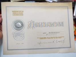 ДИПЛОМ - Френкель, Финляндия - Москва 1969 - Frenckellin Kirjapainon saama diplomi Moskovan Filmifestivaaleilta (toimintaa esittelevästä lyhytelokuvasta?)