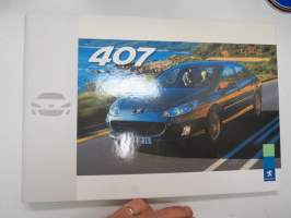 Peugeot 407 2004 promootiokirja / esittelykirja -promotional book