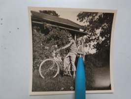 Neitopyörä -valokuva / photograph