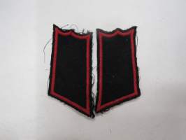SA kauluslaatat pari / collar badges