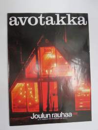 Avotakka 1970 nr 12, Kansikuva Kristian Runeberg, Eero Aarnio - vanha talo uusi sisus - arkkitehdin koti, Vekarat ja kankaat, Kupiikki tilaelementtitalo, Mökin joulu