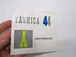 Yashica 44A kamera -käyttöohjekirja / manual, in finnish
