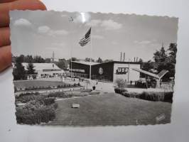 St. Eriksmässan, Stockholm 1956 - United States Pavilion - St. Erik´s Fair / John D. Average family life in USA -valokuva / photograph