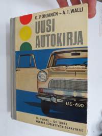 Uusi Autokirja 19. painos, mukana mm. vuoden 1961 henkilöautokuvasto