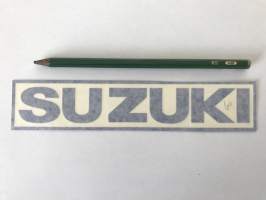 Suzuki (sininen) -tarra