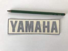 Yamaha (sininen) -tarra