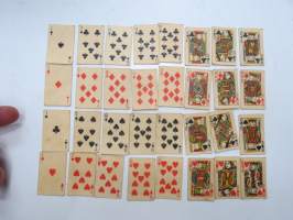 Pelikortit, miniatyyrikoko, 2, 3, 4, 5, 6 kortit puuttuvat