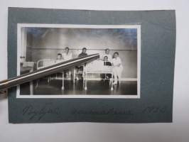 Pöytyän (Pöytyä) sairaalassa 1930 -valokuva