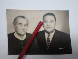 Anni & Victor Nievas, Uruguay 1955, lähetystyössä -valokuva