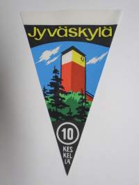 Jyväskylä - 10 keskellä -matkailuviiri / souvenier pennant