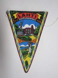 Lahti - Kaupungintalo -matkailuviiri / souvenier pennant