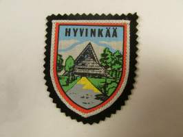 Hyvinkää -kangasmerkki / matkailumerkki / hihamerkki / badge -pohjaväri musta