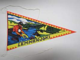 Lappi - Lemmenjoki (Inari / Kittilä) -matkailuviiri / souvenier pennant