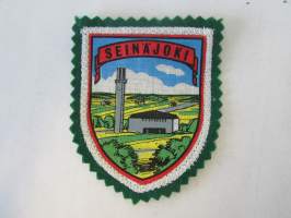 Seinäjoki -kangasmerkki / matkailumerkki / hihamerkki / badge -pohjaväri vihreä