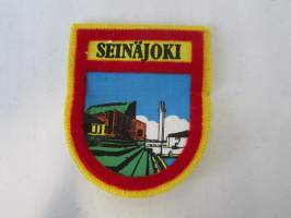 Seinäjoki -kangasmerkki / matkailumerkki / hihamerkki / badge -pohjaväri keltainen