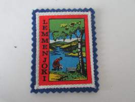 Lemmenjoki -kangasmerkki / matkailumerkki / hihamerkki / badge -pohjaväri sininen