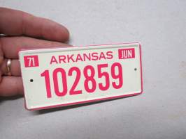 Arkansas 102859 1971 -rekisterikyltti, keräilykyltti