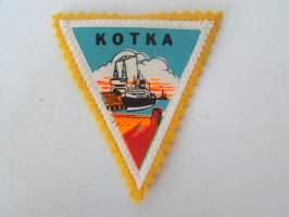 Kotka -kangasmerkki / matkailumerkki / hihamerkki / badge -pohjaväri keltainen