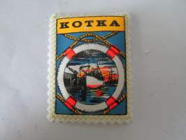 Kotka -Suomi -Finland -kangasmerkki / matkailumerkki / hihamerkki / badge -pohjaväri valkoinen