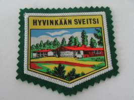Hyvinkää - Sveitsi -kangasmerkki / matkailumerkki / hihamerkki / badge -pohjaväri vihreä