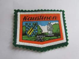 Kaustinen -kangasmerkki / matkailumerkki / hihamerkki / badge -pohjaväri vihreä