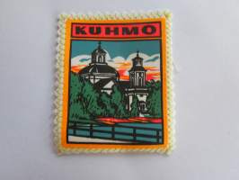 Kuhmo -kangasmerkki / matkailumerkki / hihamerkki / badge -pohjaväri valkoinen